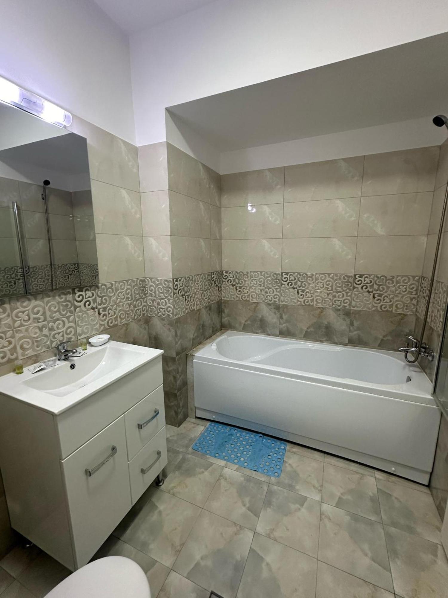 In Apart Hotel 布加勒斯特 外观 照片